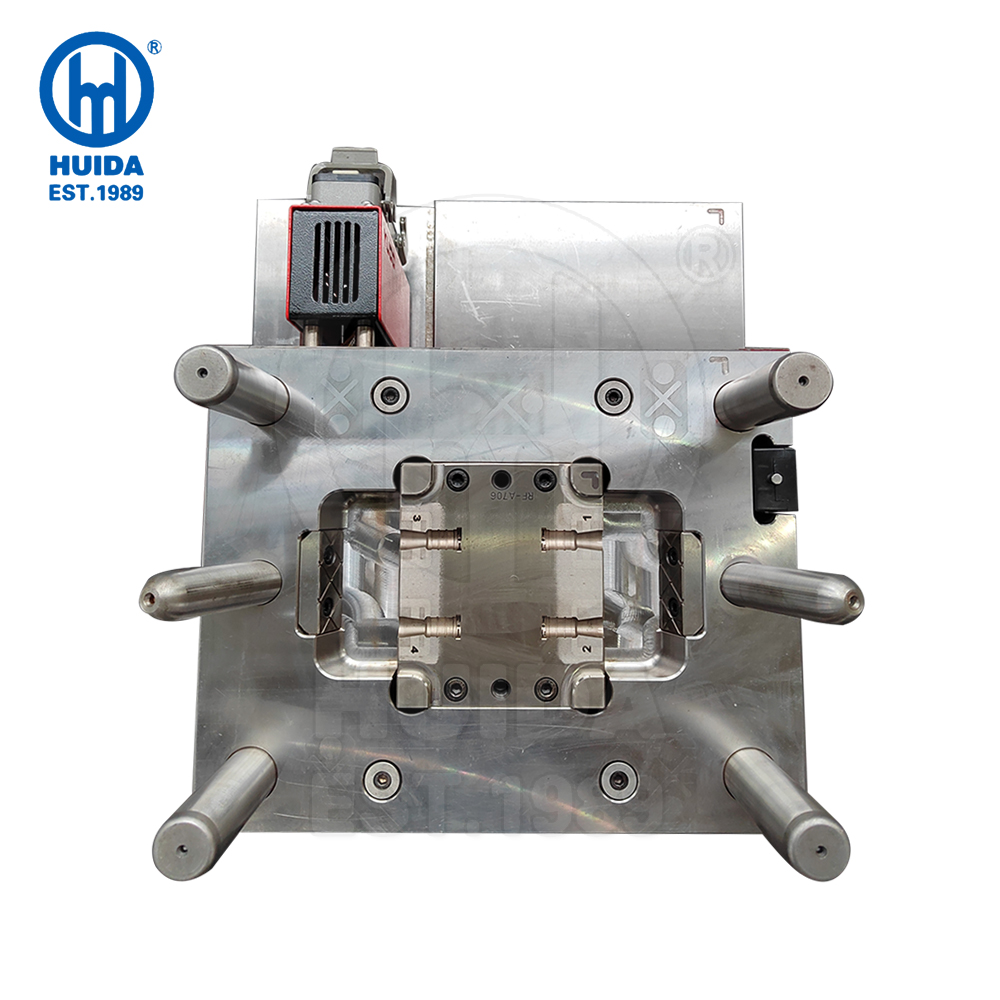 PPSU Plug fitting mould